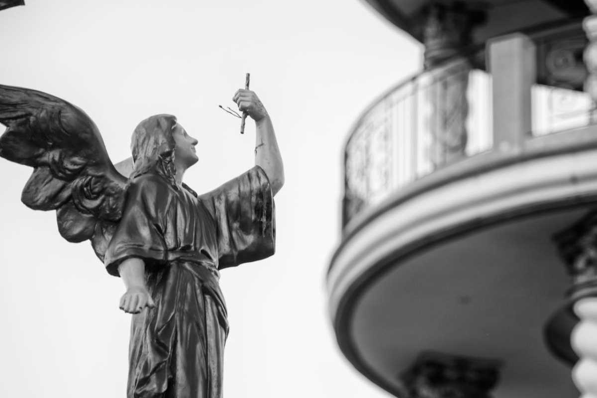 Breaking Down the Risks and Rewards of Angel Investing