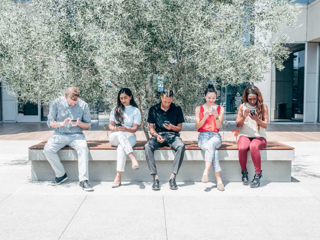 How to Build a Strong Online Community Around Your Brand